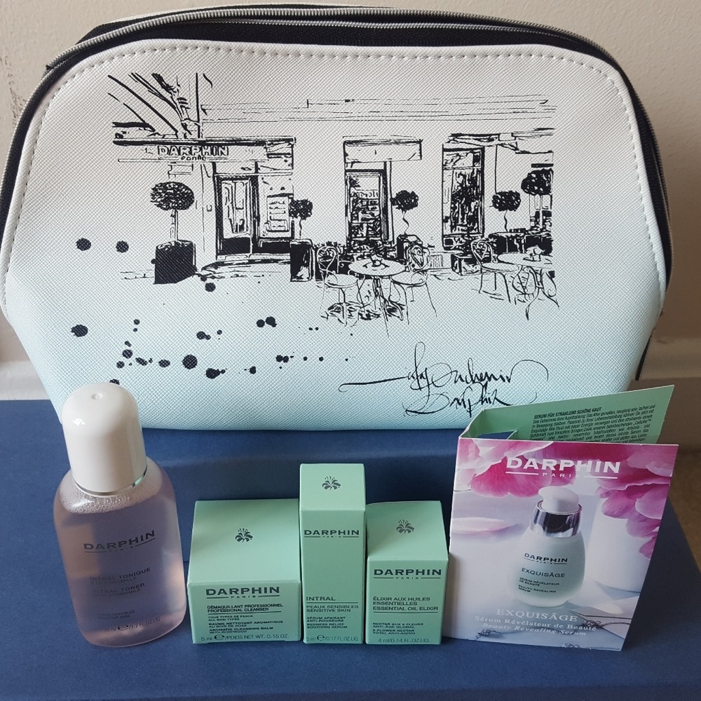 Darphin Travel Cosmetic Bag with Product